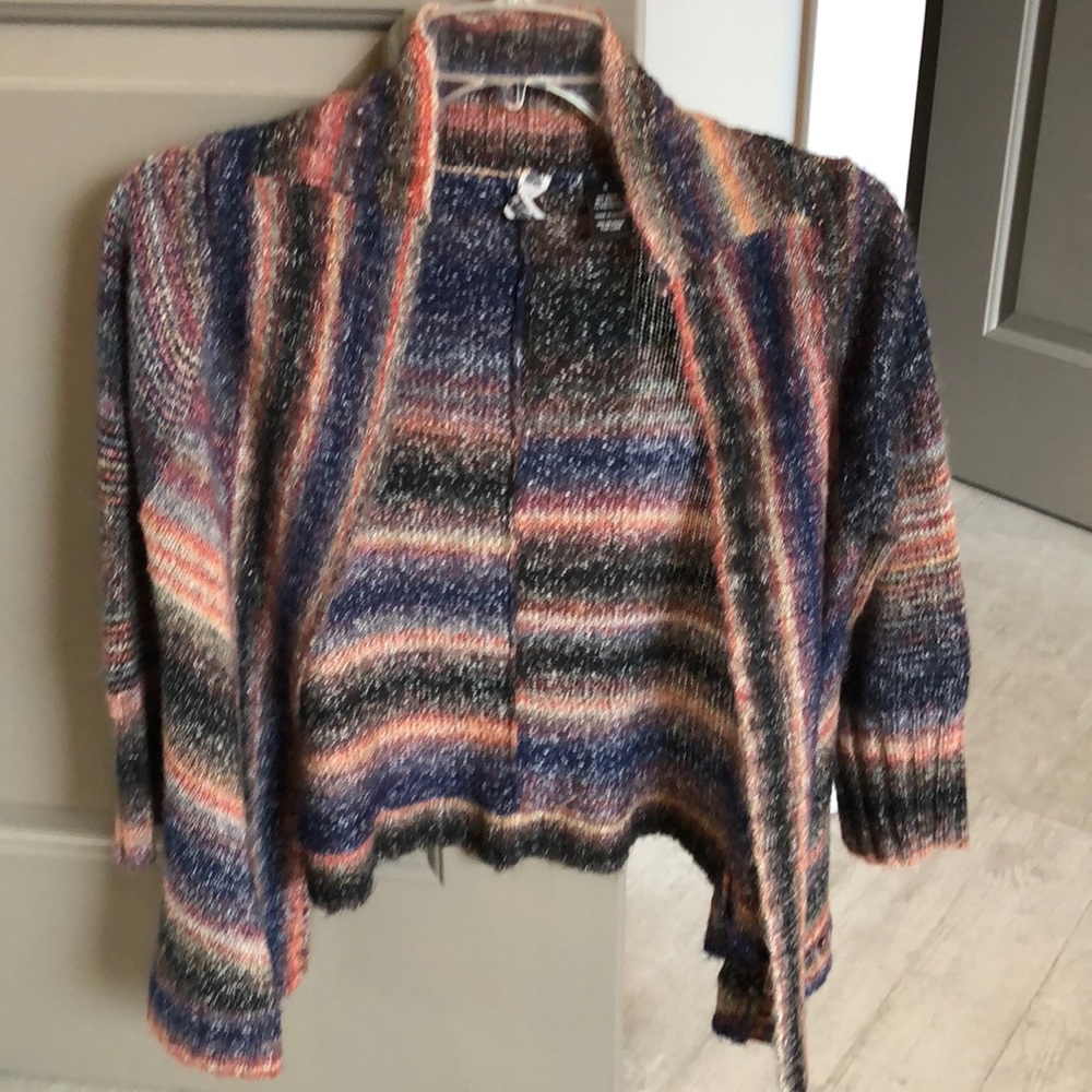 Sweater - Picture 1 of 2